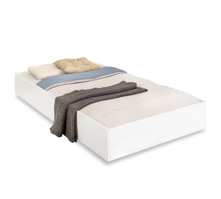 Bottom Bed